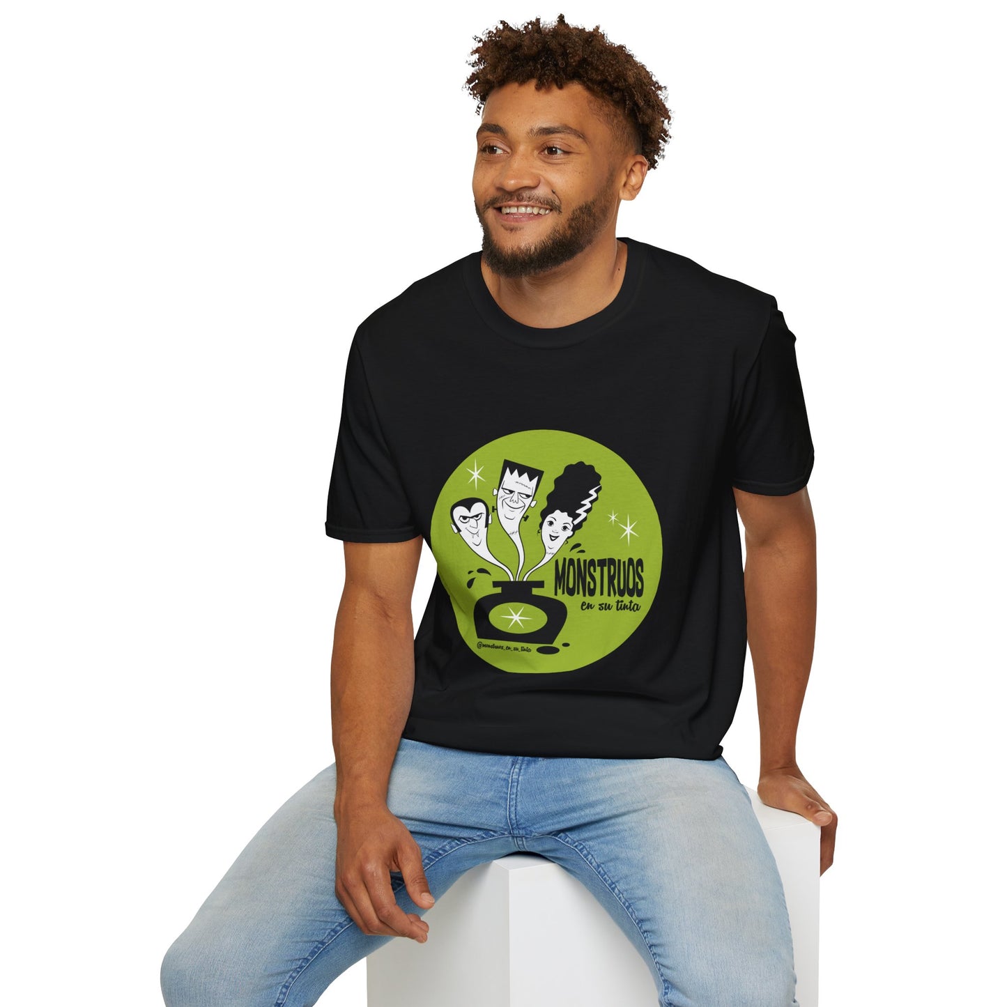 Monstruos en su Tinta, black t-shirt