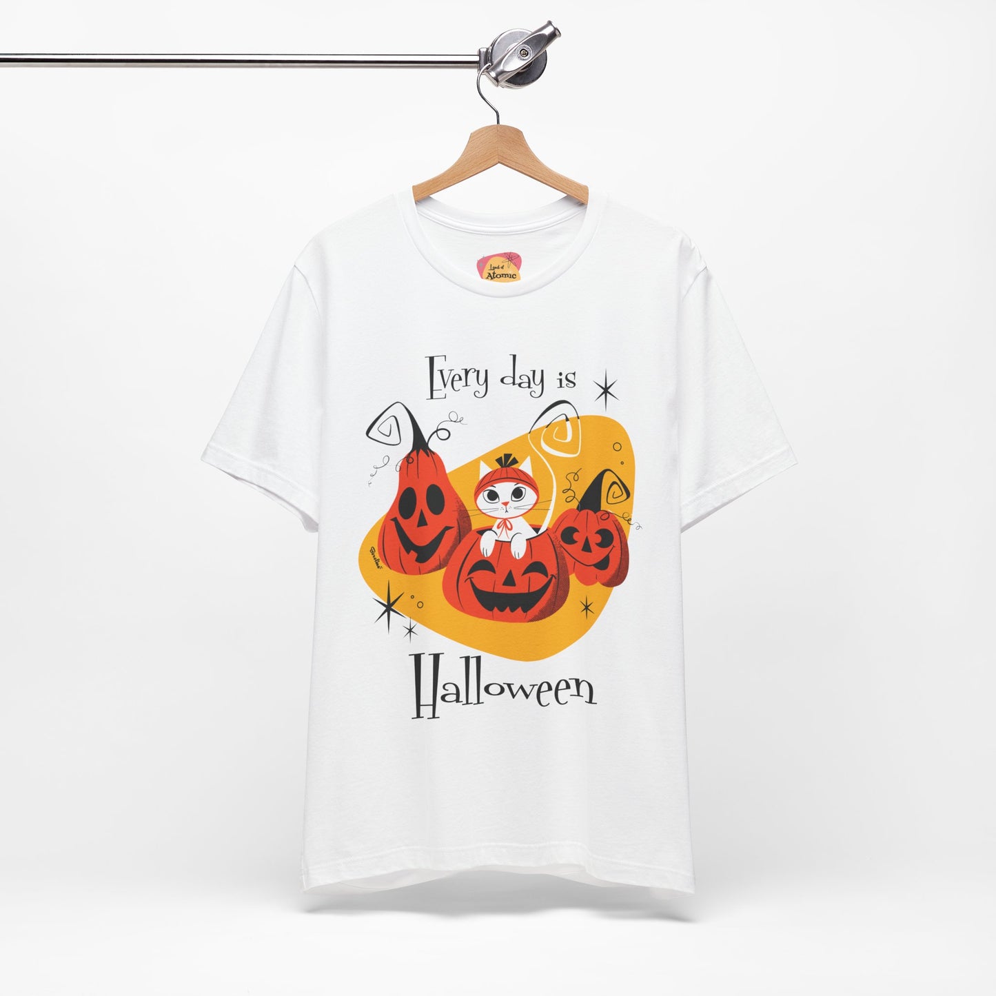 Cat and Pumpkins, unisex t-shirt