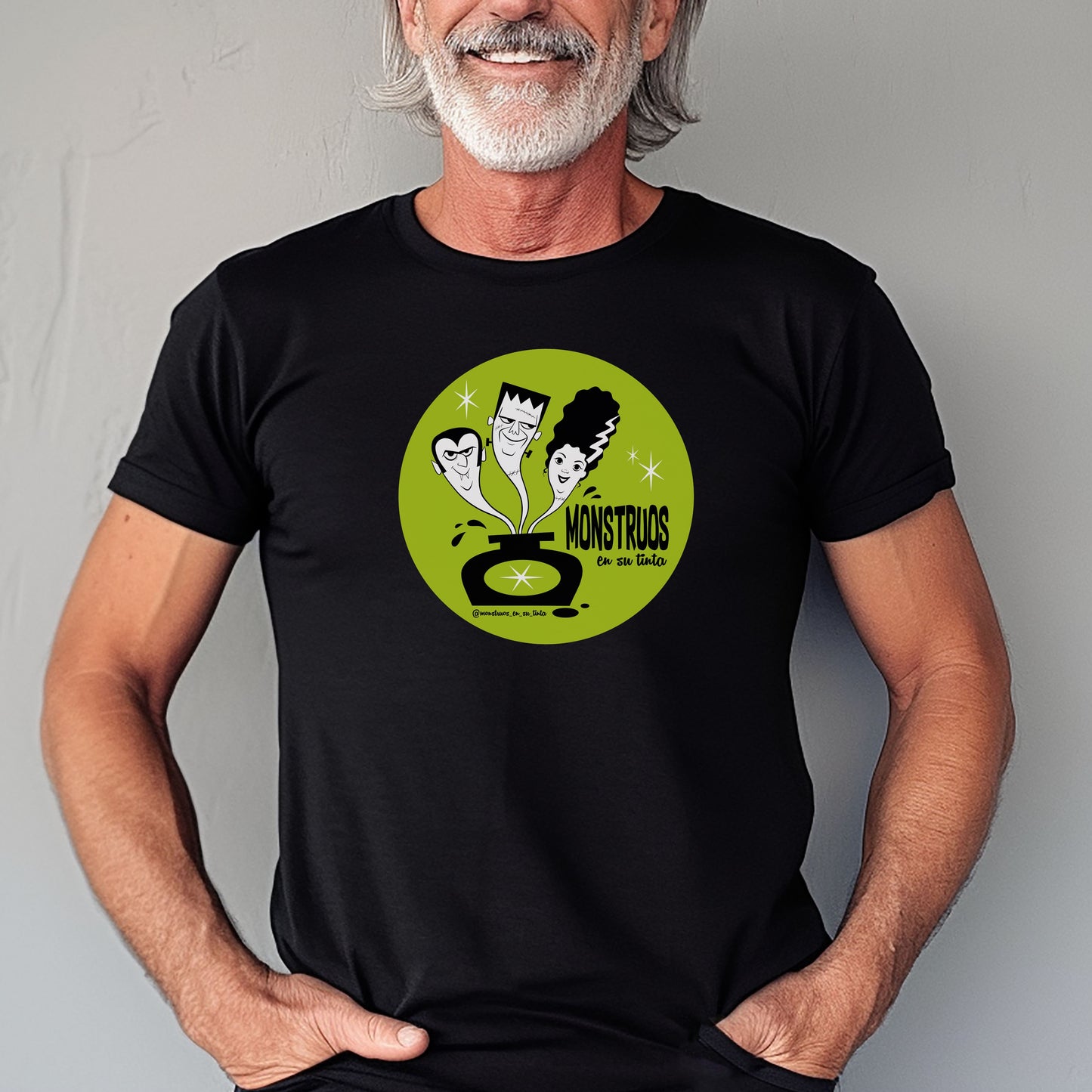 Monstruos en su Tinta, black t-shirt